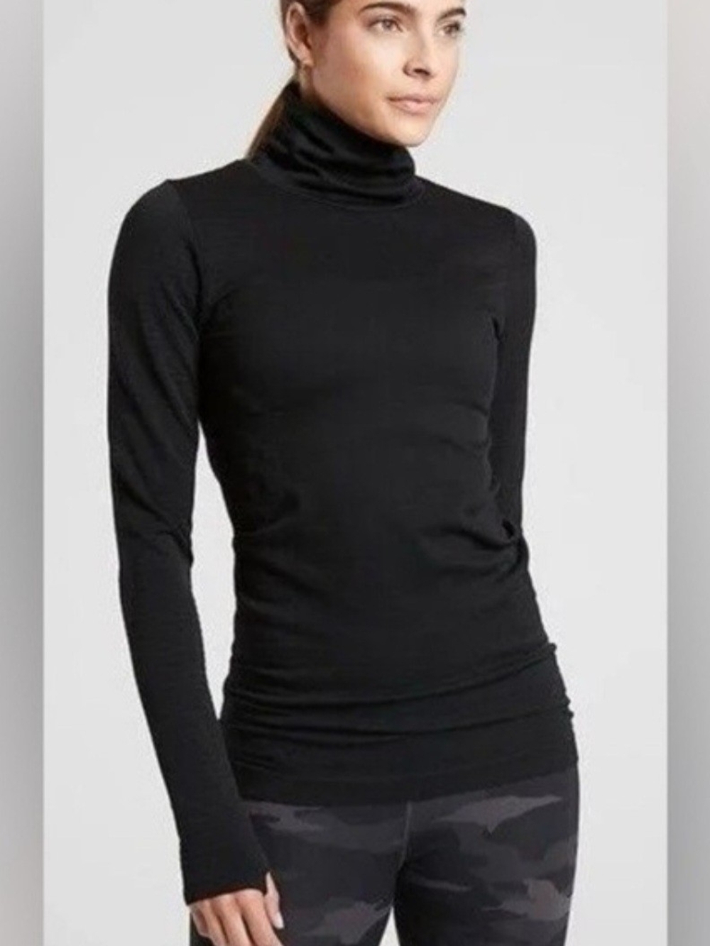 Athleta Flurry Blizzard Rib Turtleneck, black, M